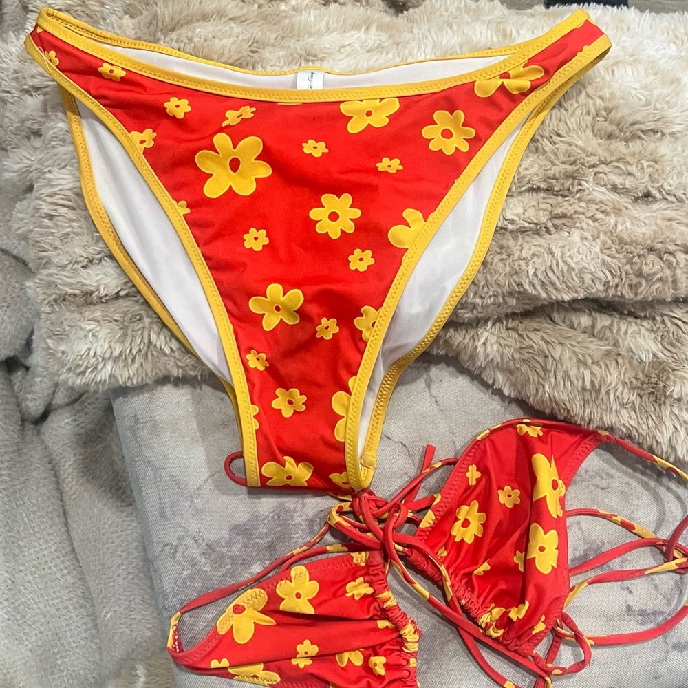 Heavy Manners orange and Yellow Floral Bikini (barely worn) - Picture 2 of 4